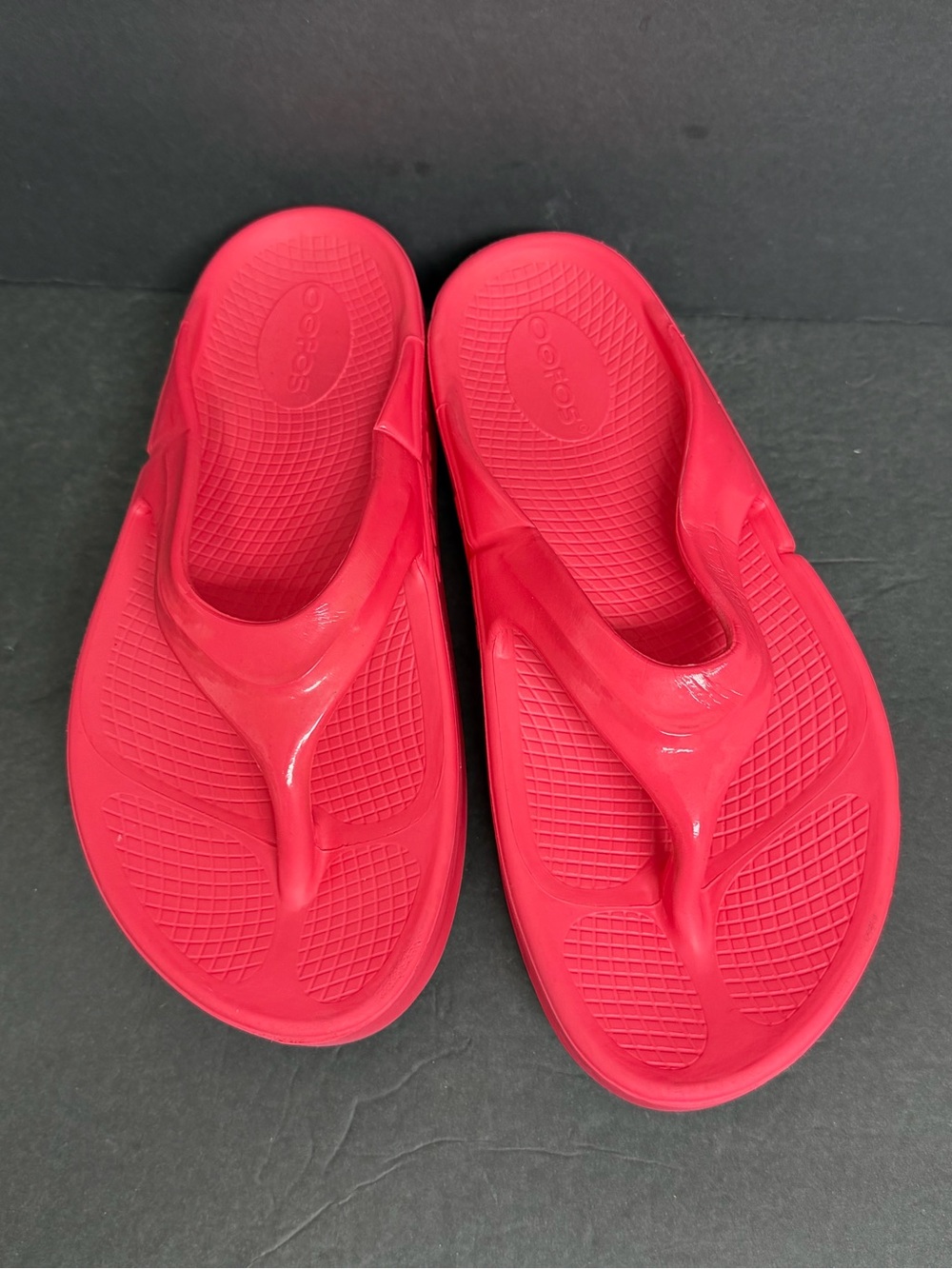 Oofos OOmega OOlala Sandals Womens Size 8 Neon Pink Thick Recovery Slides Shoes - Picture 4 of 9